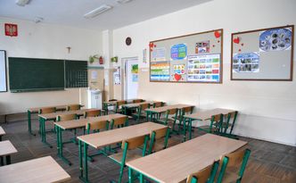 Praca w szkole. W Łódzkiem niemal 500 wakatów