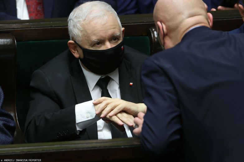 Jarosław Kaczyński zapowiadał, że na Polskim Ładzie stracą "cwaniacy". Sprawdzamy, kim są