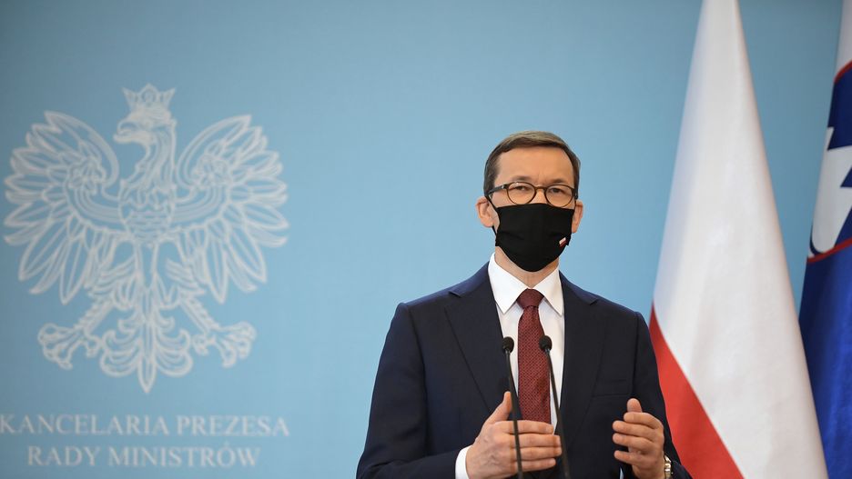 Morawiecki o zagrożeniu dezinformacją. Mówi o "kłamstwach i manipulacjach"