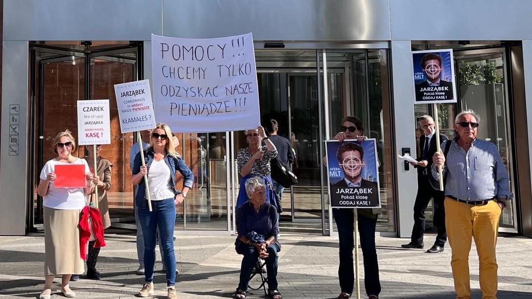 Protest obligatariuszy 