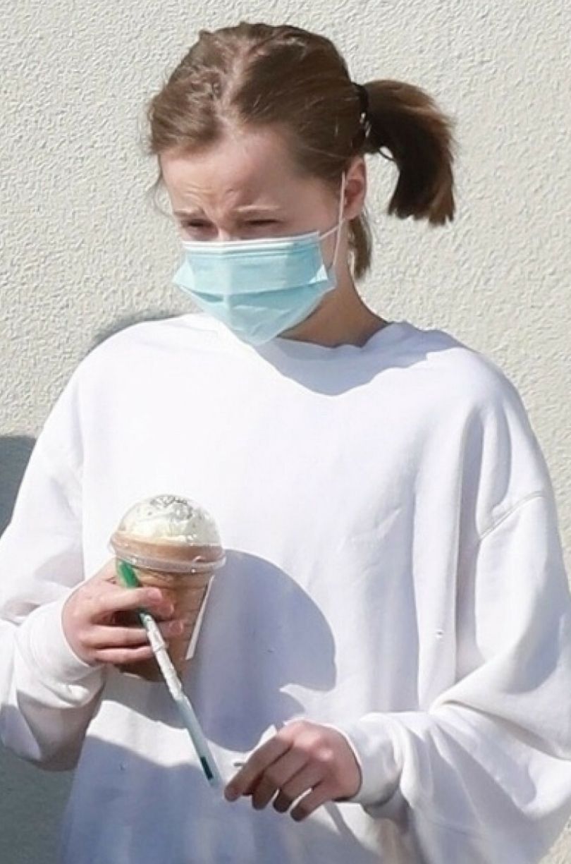 Vivienne Jolie-Pitt wybrała się na kawę w towarzystwie ochroniarza
