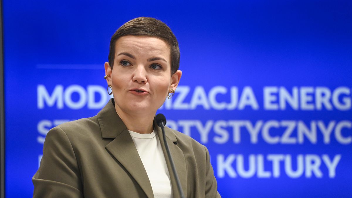 Marta Cienkowska
Piotr Nowak
briefing, konferencja, konferencja prasowa, kultury i dziedzictwa narodowego, ministertwo, modernizacja, polityk, polityka, prasowy, siedziba