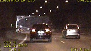 Katowice: Gnał przez tunel ponad 120 na godzinę. Od razu trafił do więzienia, bo był poszukiwany