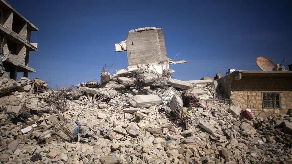 Na zrujnowaną latami wojny i lutowym trzęsieniem ziemi Syrię następują kolejne ataki