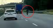 Motocyklista nagrany na A4. 1 mln wyświetleń. Służby reagują