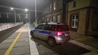 Miłosław: Kompletnie pijany dróżnik starał się kierować ruchem