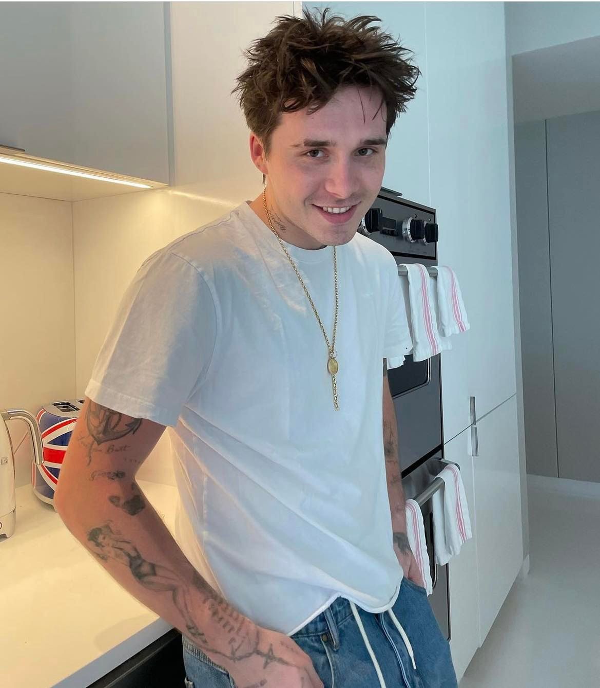 Brooklyn Beckham prezentuje przepis na wegańską lazanię