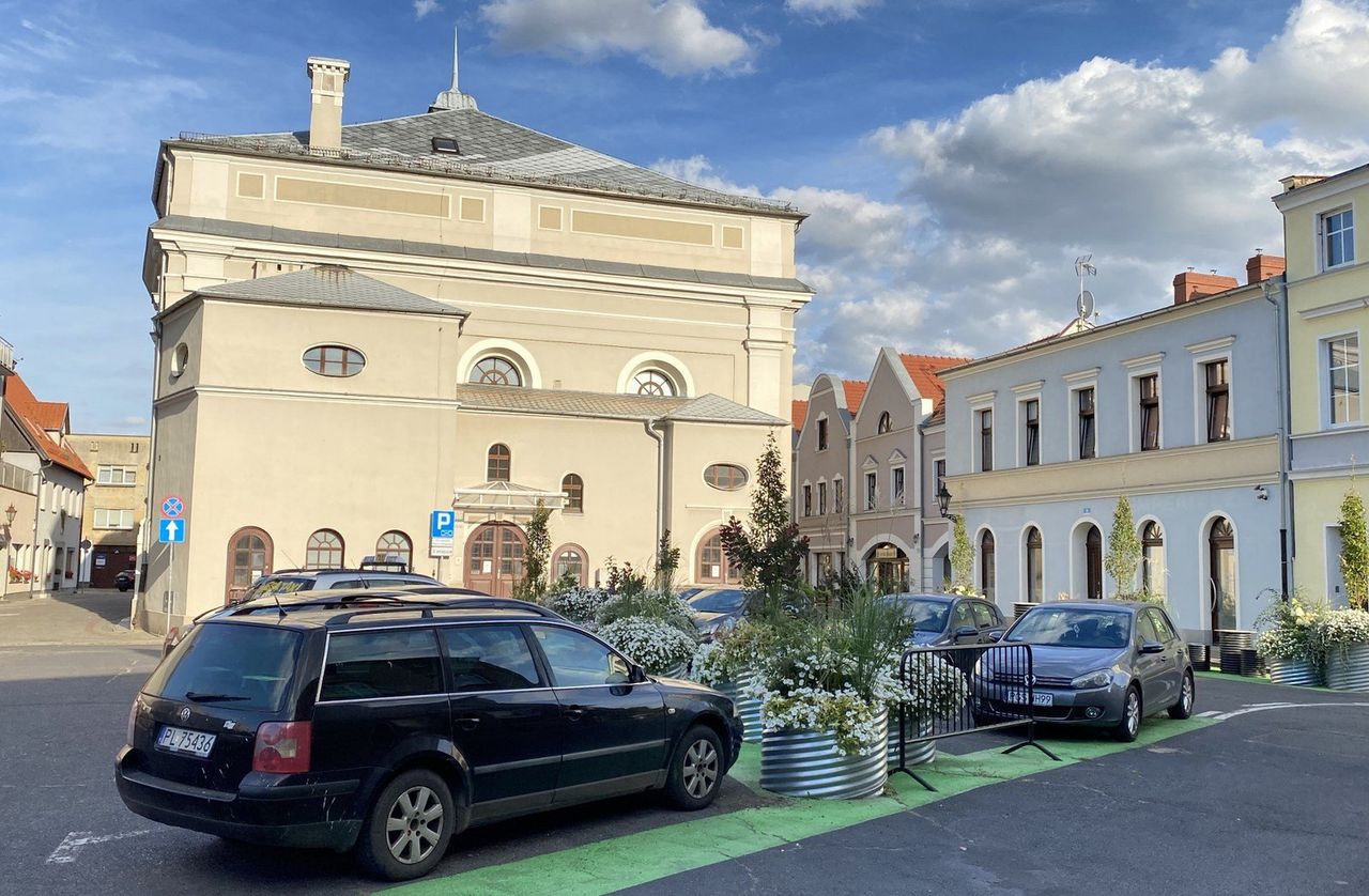 Leszno: Plac Powstańców czeka zmiana. Urząd chce na ten temat porozmawiać z mieszkańcami