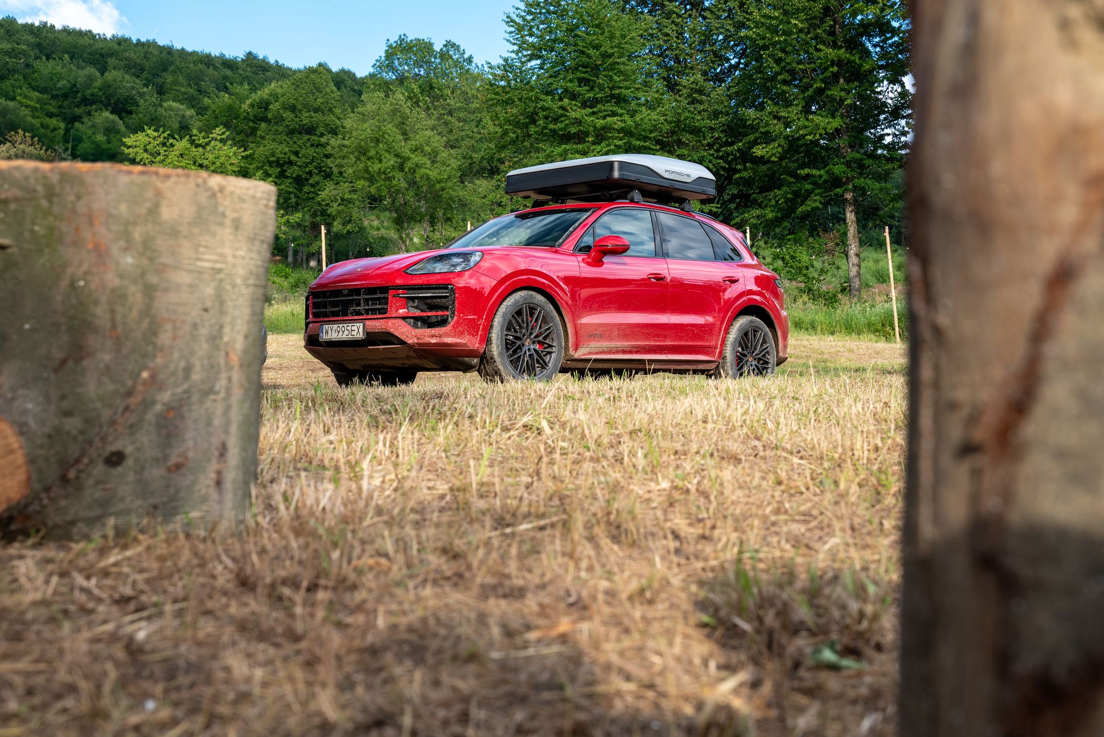 Porsche Cayenne w Bieszczadach