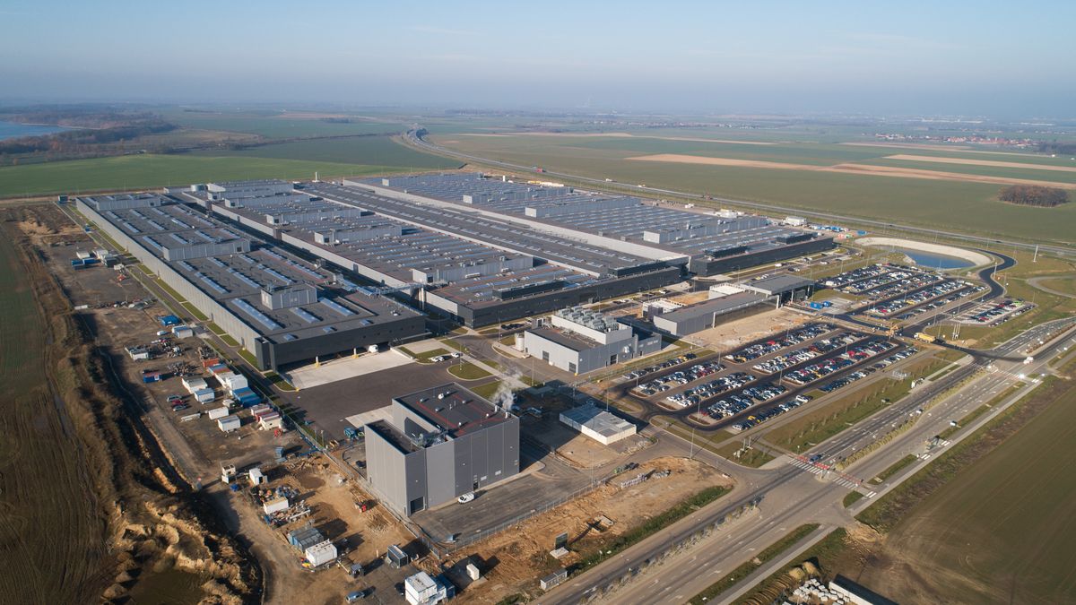 Produkcja systemów napędowych w Jaworskiej fabryce odbywa się bezemisyjnie, przy użyciu energii odnawialnej.