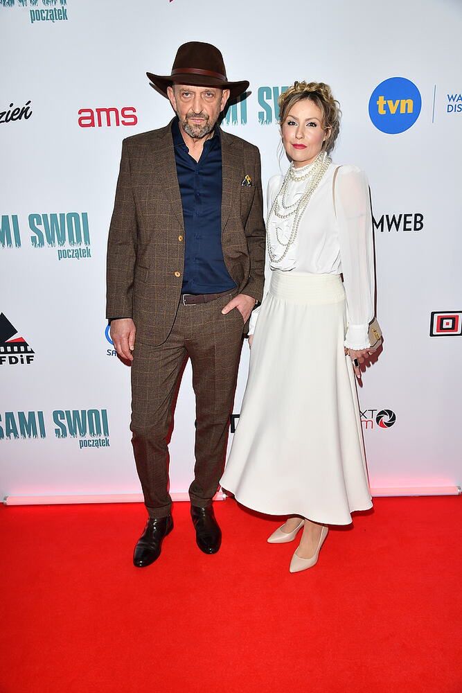 Tłum celebrytów na premierze kultowej komedii