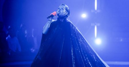 Widowiskowa kreacja Michała Szpaka w finale "Tańca z gwiazdami". Potem pokazał, co miał pod spodem