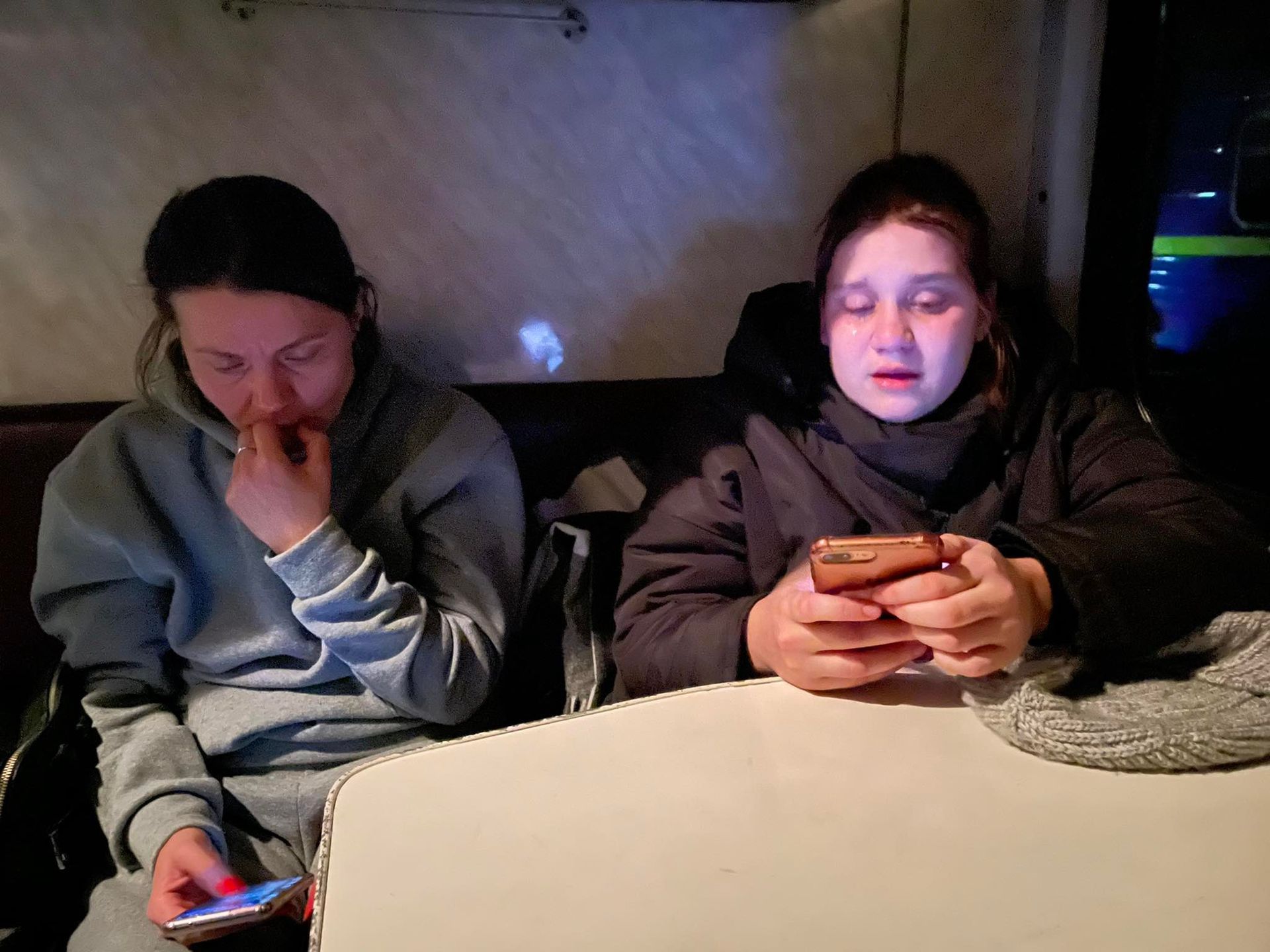 Mama i siostra Oleksandry w pociągu