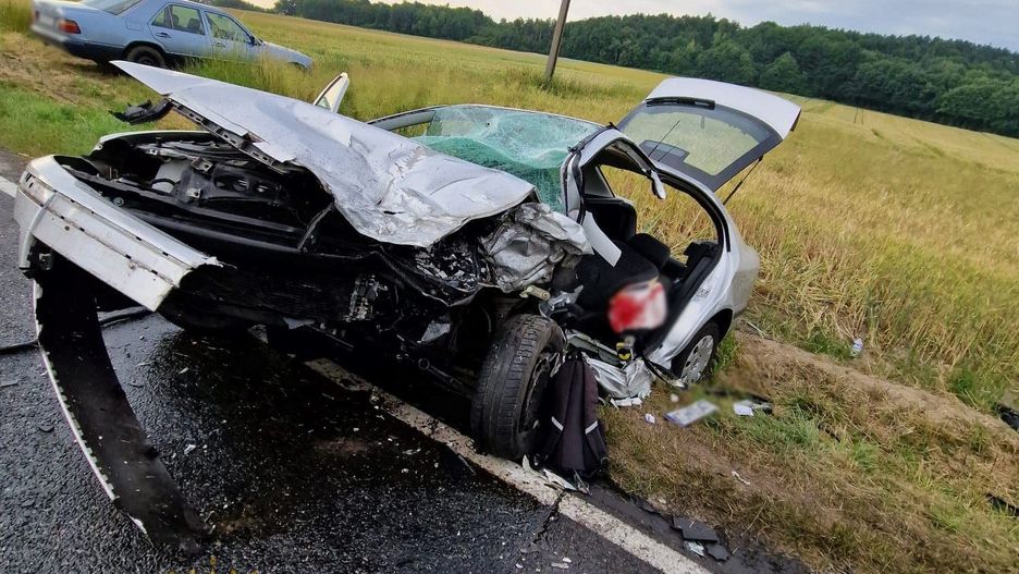 Zderzenie samochodów w Czułówku