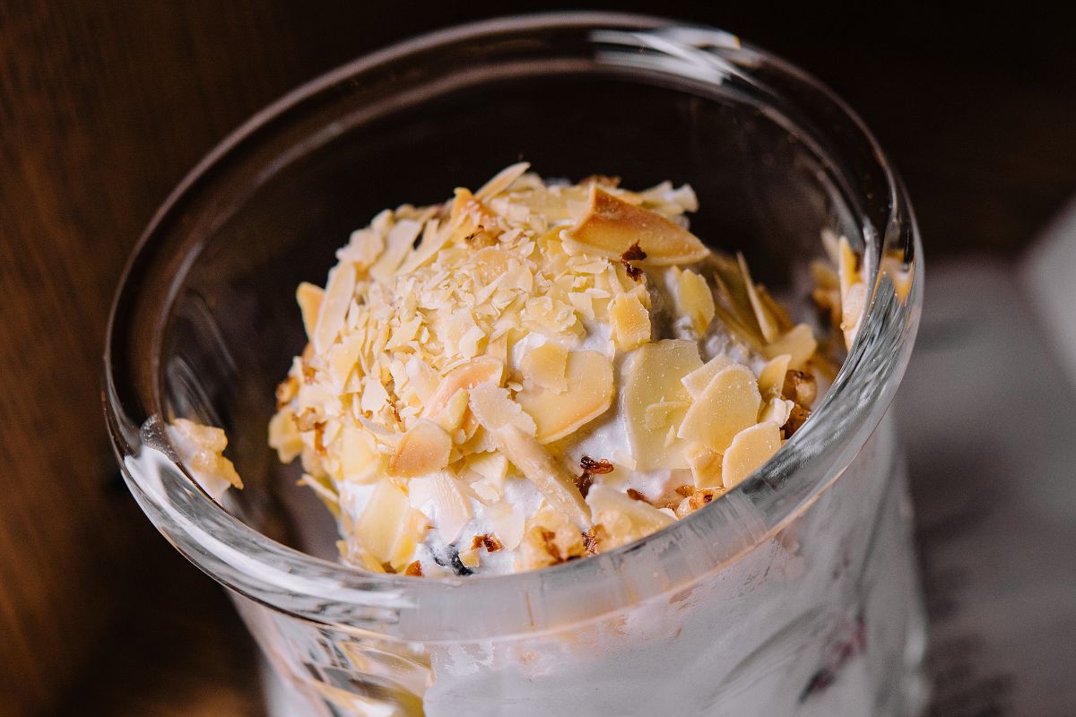 Podaj na deser tradycyjny krem z Gdańska. Będzie się rozpływać po podniebieniu