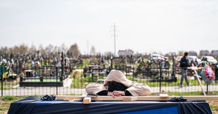 Rosyjski żołnierz do matki: "Musimy zabić wszystkich: dzieci, kobiety"