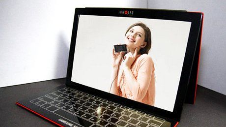 12-calowy płaski notebook OLED Samsunga 1