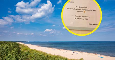 Zdjęcie z toalety niedaleko plaży. Jak tak można?