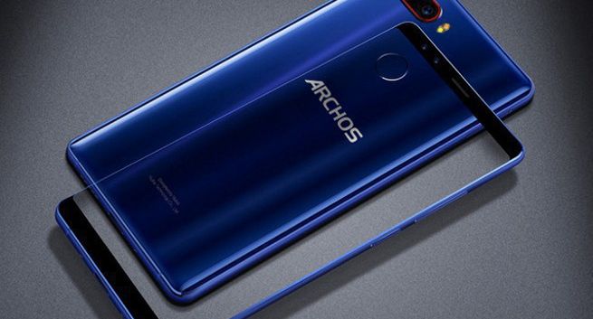 Diamond Omega - nowy smartfon Archos za 2149 zł (wideo)