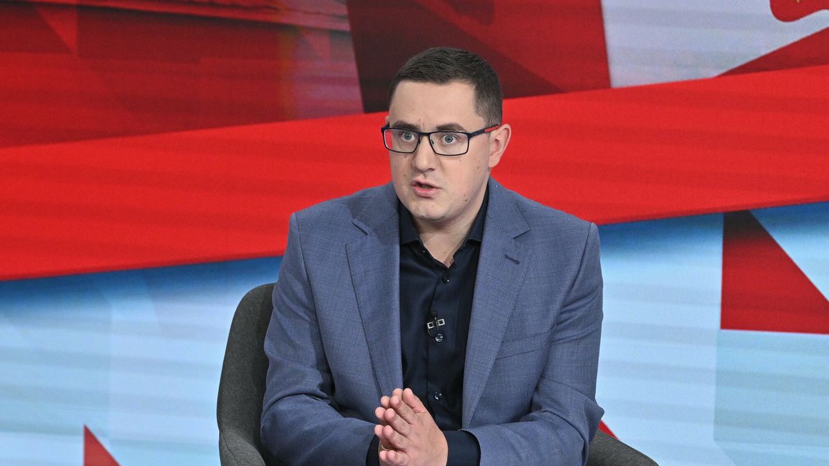 Wiceminister Miłosz Motyka będzie rozmawiać o atomie z francuską delegacją