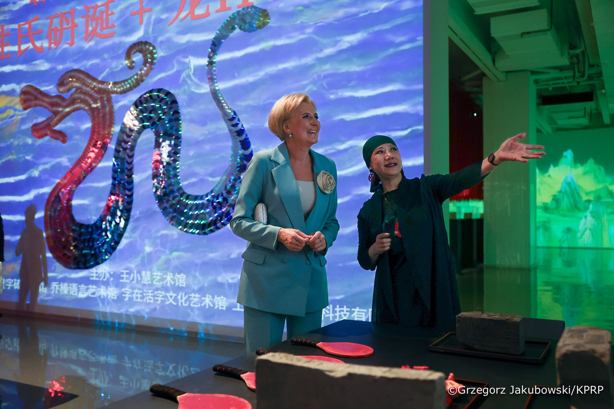 Agata Duda w oryginalnej stylizacji.