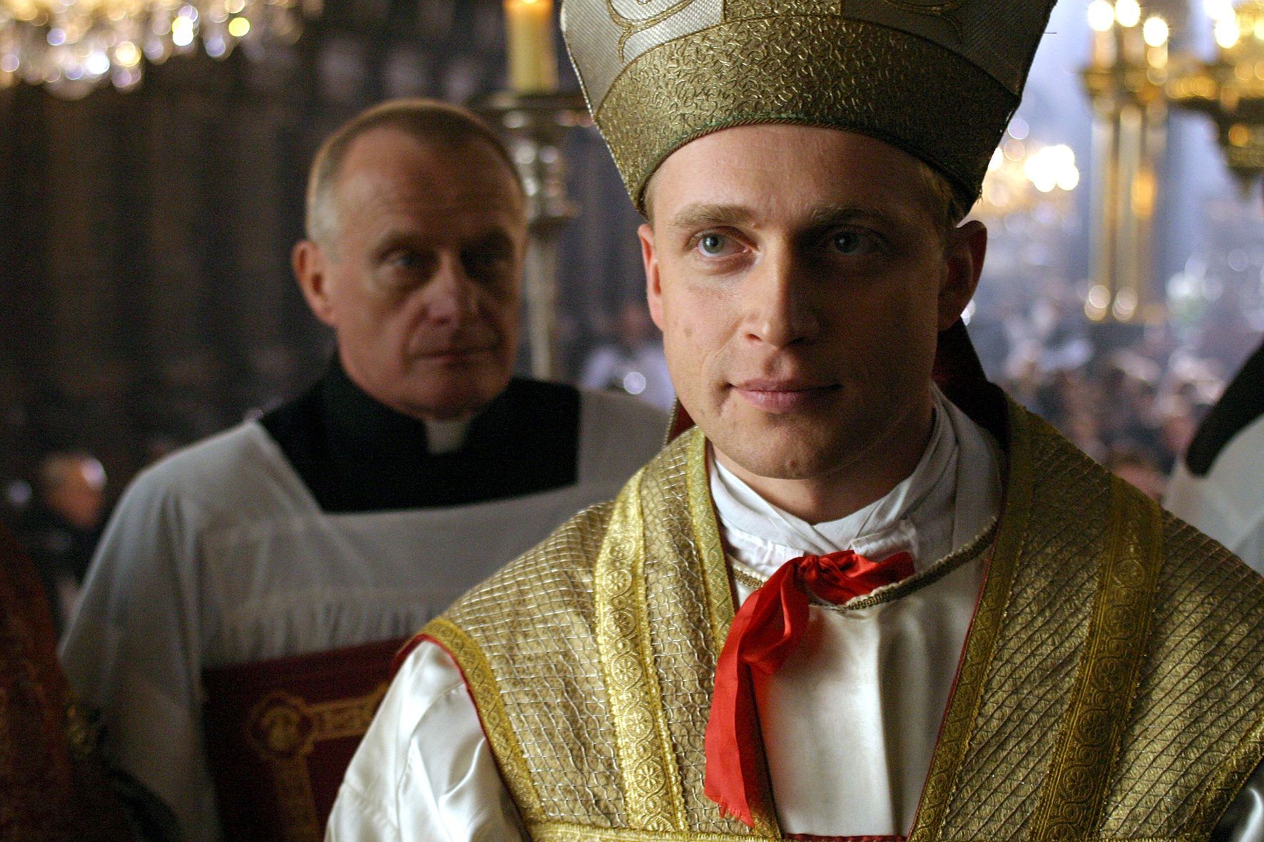 Piotr Adamczyk jako Karol Wołtyła w filmie "Karol - historia człowieka, który został papieżem" 