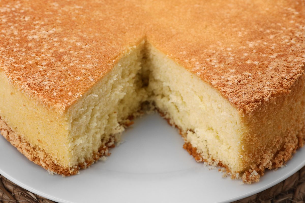 Biszkopt to bardzo kapryśne ciasto, więc daj sobie pomóc