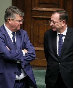 Mariusz Kamiński i Maciej Wąsik wywiezieni z aresztu w Warszawie