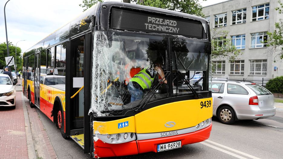 Warszawa. Zarzuty dla kierowcy autobusu po wypadku na Bielanach