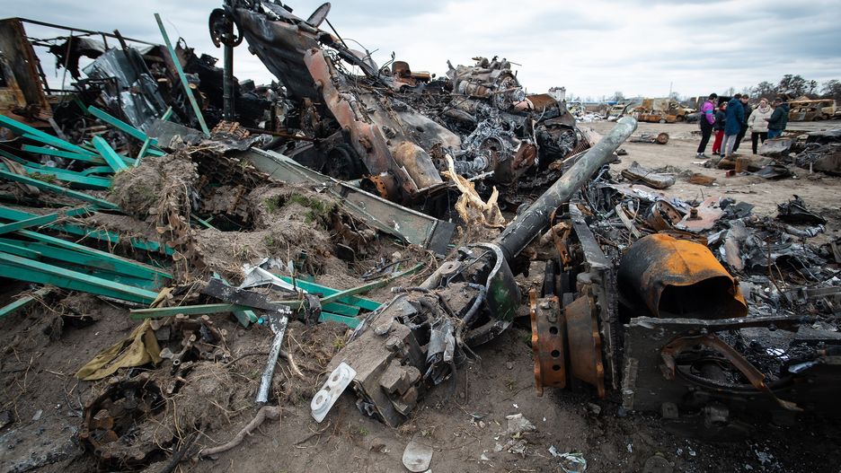 Wraki rosyjskich pojazdów pancernych pod Kijowem