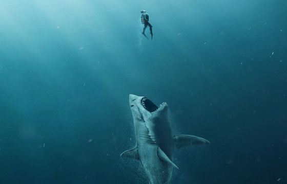 Film "The Meg" podbija kina. Megalodon włada światem