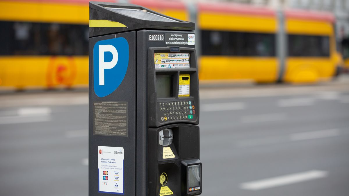 parking parkomat parkometr mandat parkowanie miasto opłaty za parkowanie