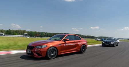 BMW otwiera szkołę sportowej jazdy. Sprawdziłem, jak wygląda intensywny trening w sportowych autach