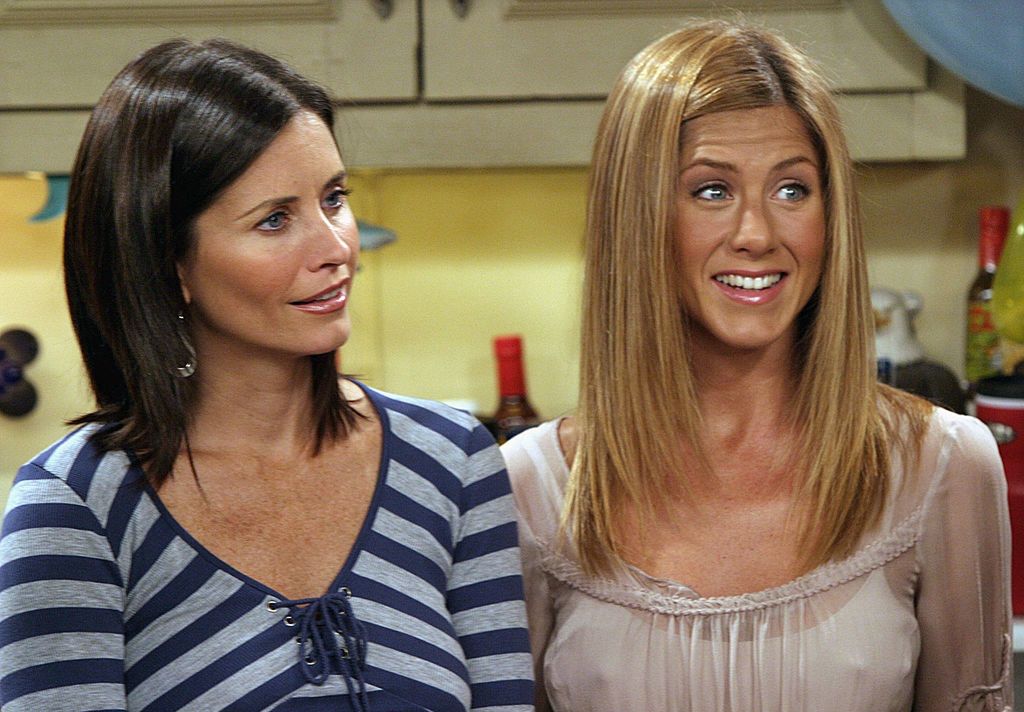 Jennifer Aniston w serialu "Przyjaciele" wyznaczała trendy. Buty, które wtedy nosiła, można dziś znaleźć w sieciówkach