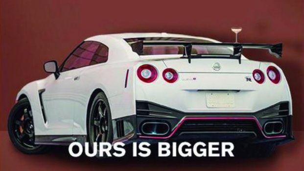 Nissan GT-R vs. Kim Kardashian – kto ma większy tyłek? 1