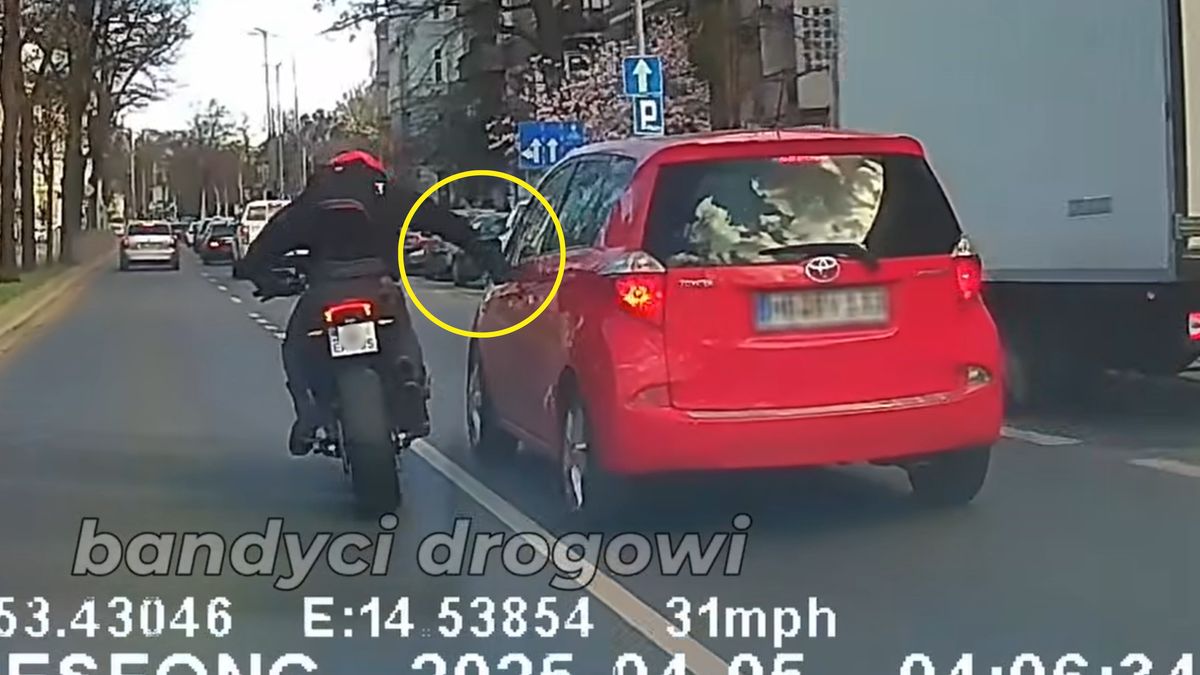 Skandaliczne zachowanie motocyklisty.