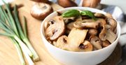 Znudził ci się sos pieczarkowy? Wypróbuj 3 przepisy na pieczarkowe pyszności