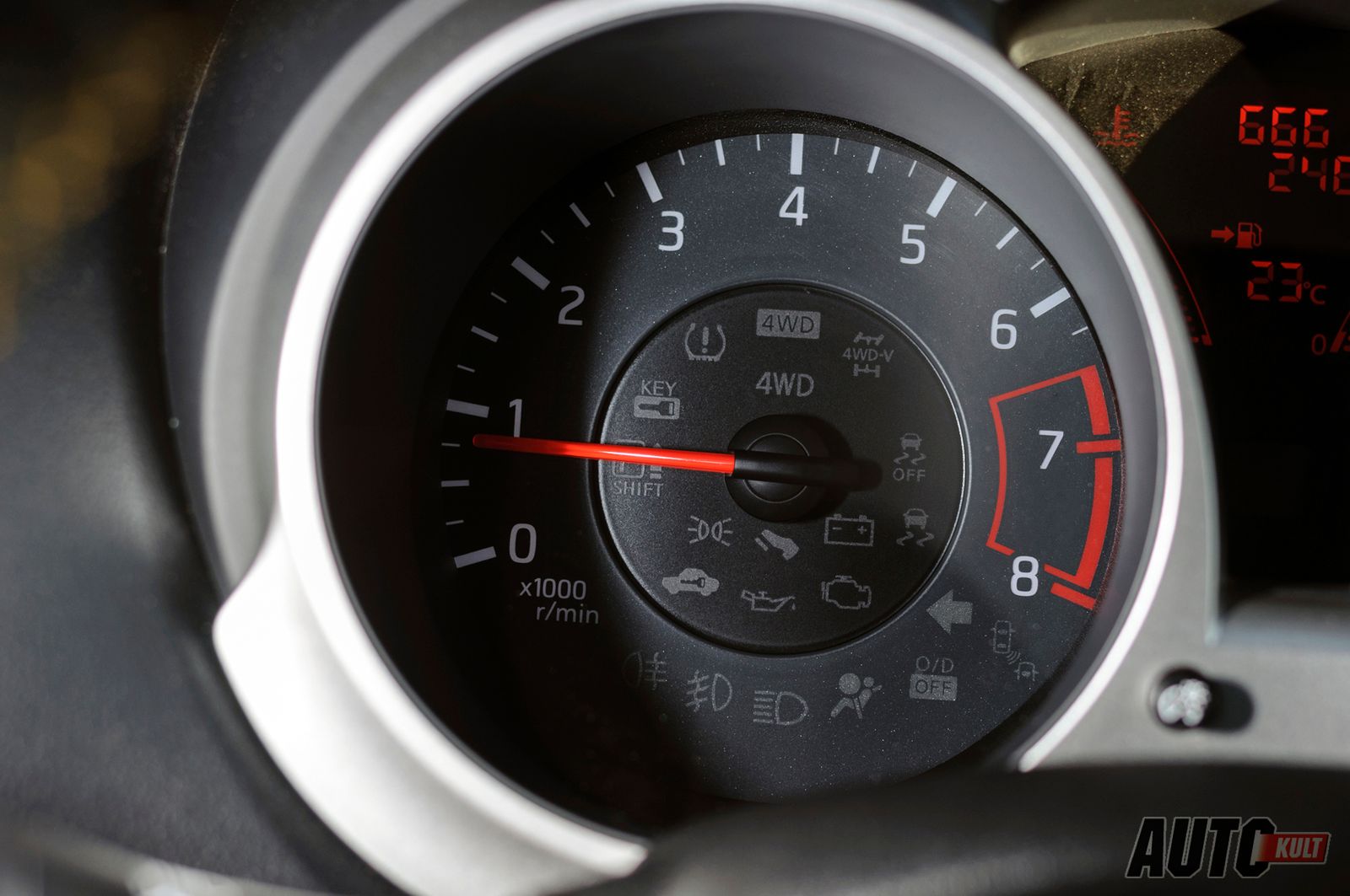 Nissan Juke 1,2 DIG-T Acenta - test [galeria zdjęć] 21