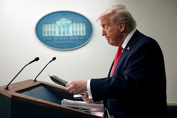 Trump ostrzega Iran. Oto co się dzieje z cenami ropy