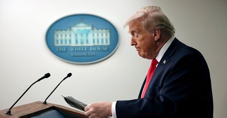 Trump ostrzega Iran. Oto co się dzieje z cenami ropy
