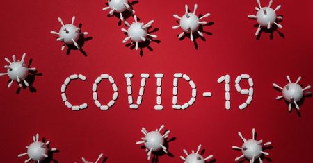 Kolejna śmiertelna ofiara. 5 kolejnych przypadków zakażenia COVID-19