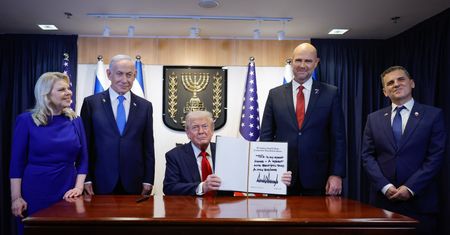 Wpis Trumpa w Jerozolimie. Pokazał, co napisał w księdze