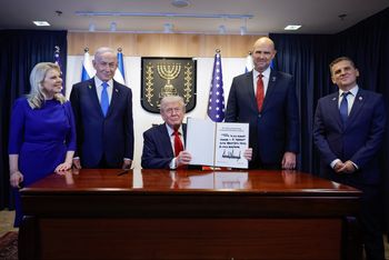 Wpis Trumpa w Jerozolimie. Pokazał, co napisał w księdze