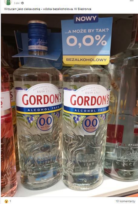 Bezalkoholowa wódka w sklepie Biedronka w Warszawie