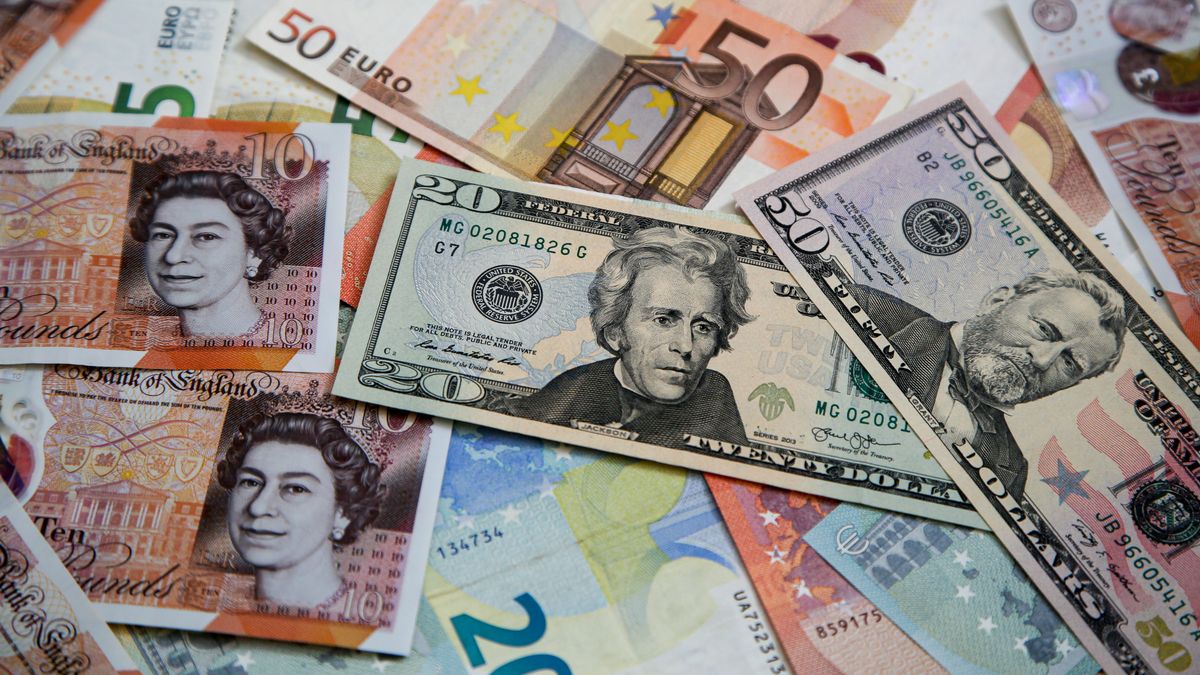 Kursy walut - 12.04.2022