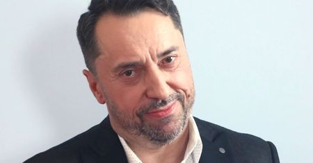 "Nie mów tego głośno, bo nas spalą na stosie". Marcin Miller o religii. Głos inny niż reszty disco-polowców