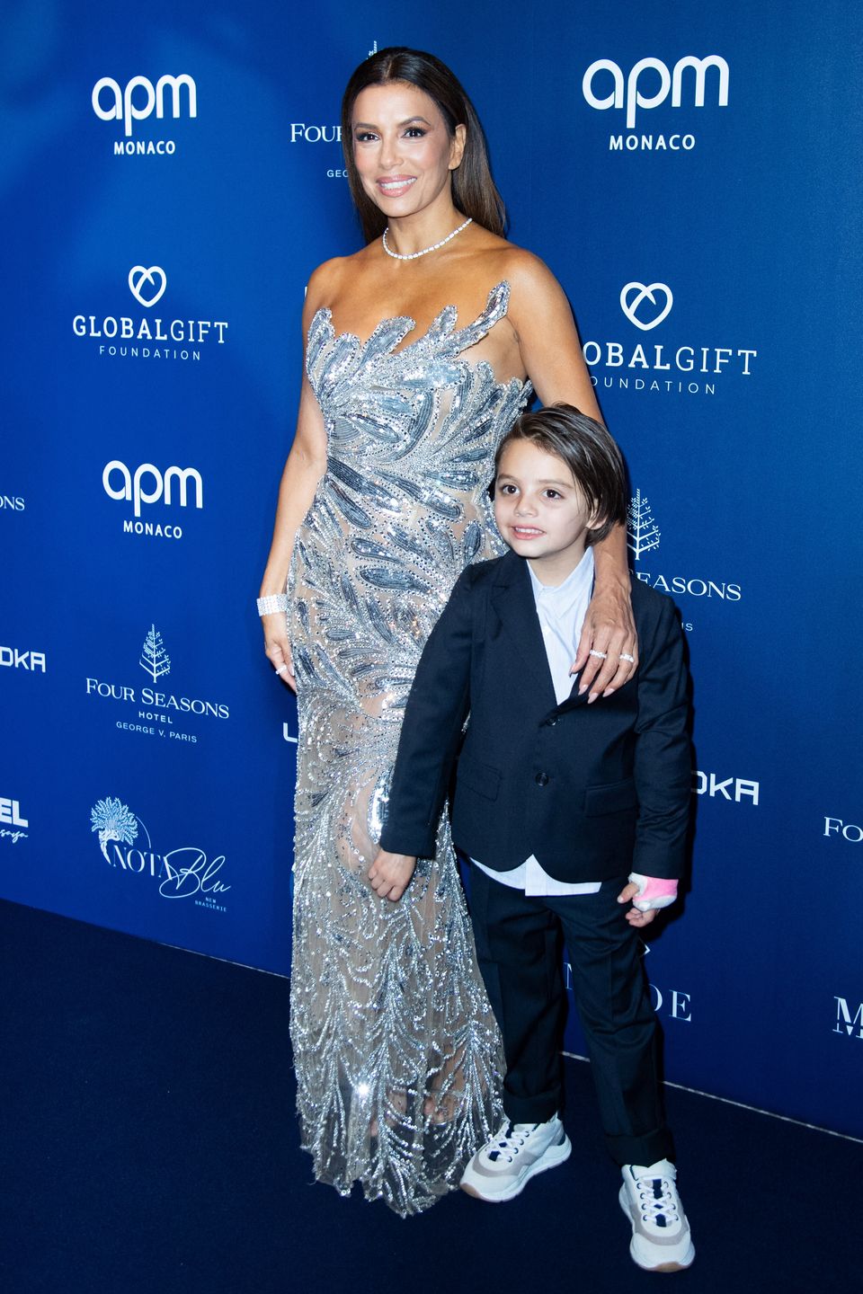 Eva Longoria olśniewa na gali w Paryżu