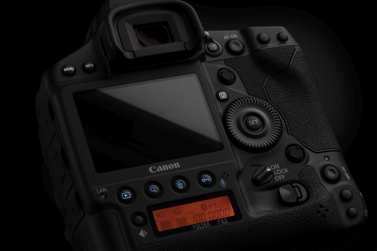 Canon EOS-1D X Mark III to aparat na miarę XXI wieku. Canon odrobił lekcje 9
