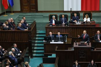 "Polityczna wojna totalna". Tusk zapowiada, że nie pozwoli Nawrockiemu udawać premiera