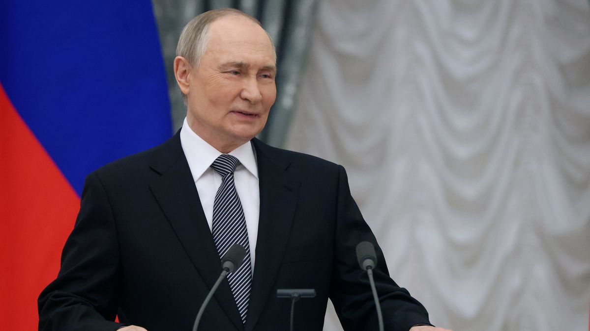 MOSCOW, RUSSIA - MARCH 25: (RUSSIA OUT) Russian President Vladimir Putin speeches during the awarding ceremony for young cultural figures on March 25, 2025 in Moscow, Russia. Putin awarded eight people, including writers, artists and ballet dancers at the Senat Palace of the Kremlin. (Photo by Contributor/Getty Images)